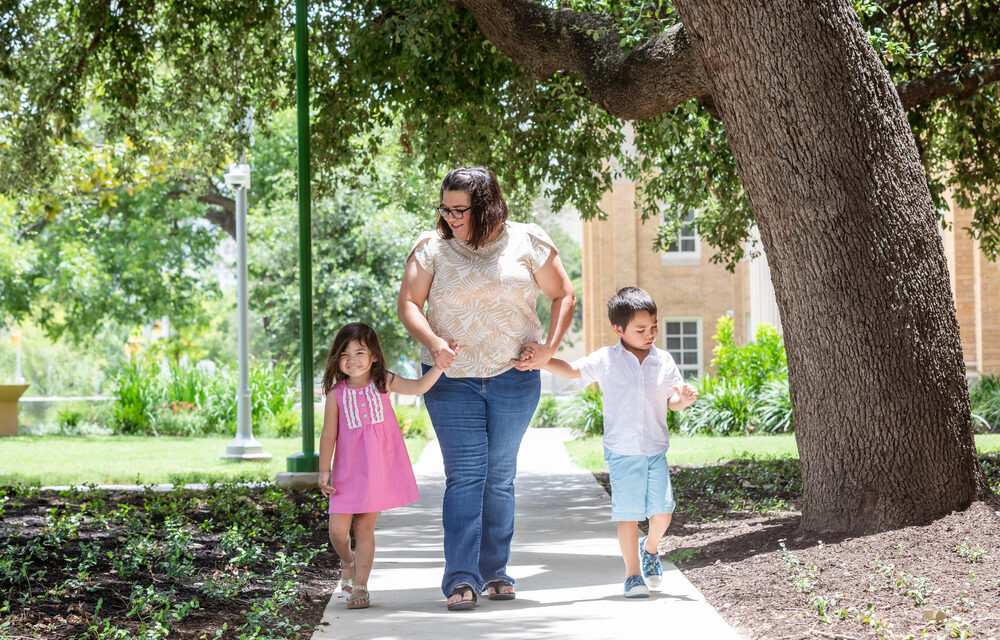 ACC offers military spouses opportunity to connect with college, build digital skills