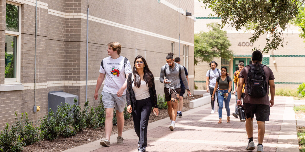 Accelerate Your Career with a Degree in Business Administration 