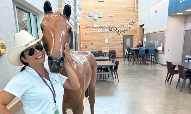 “It’s a moment when we celebrate our roots” | Hear how graduate Elisha M. honors Hispanic Heritage Month