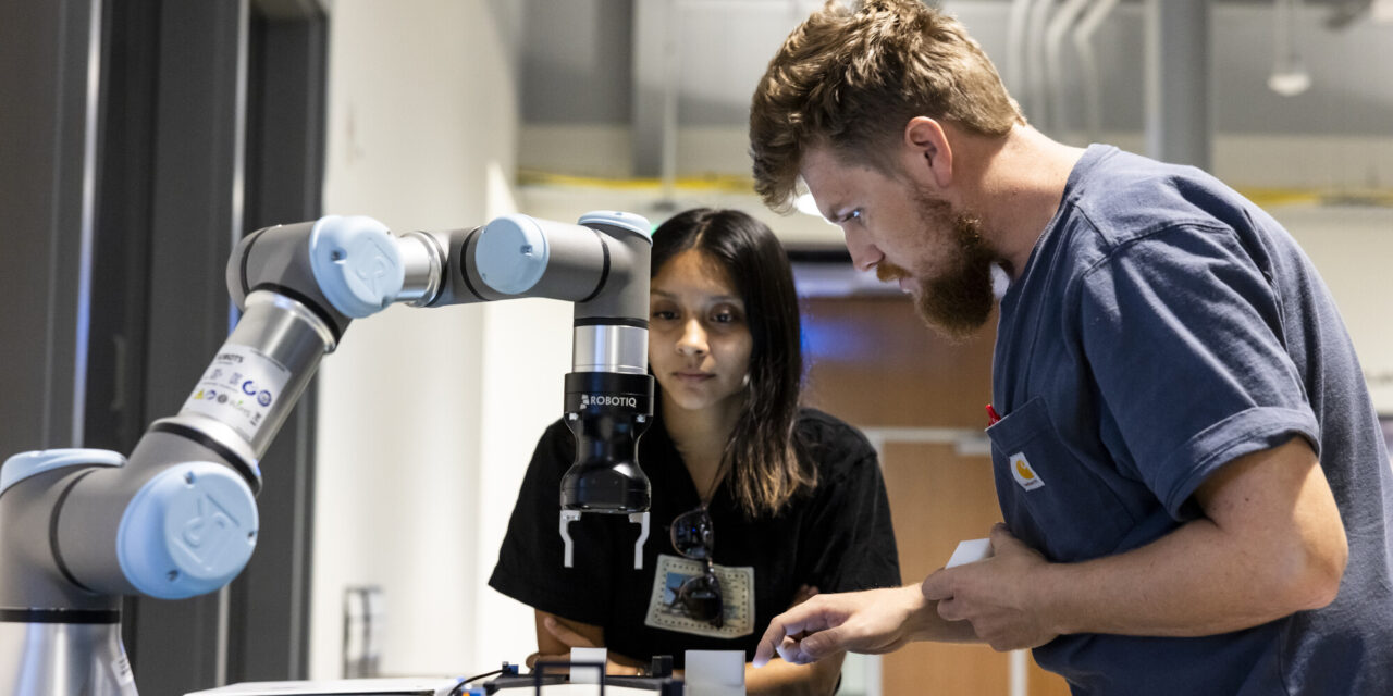 ACC’s Advanced Manufacturing Program Earns National Certification