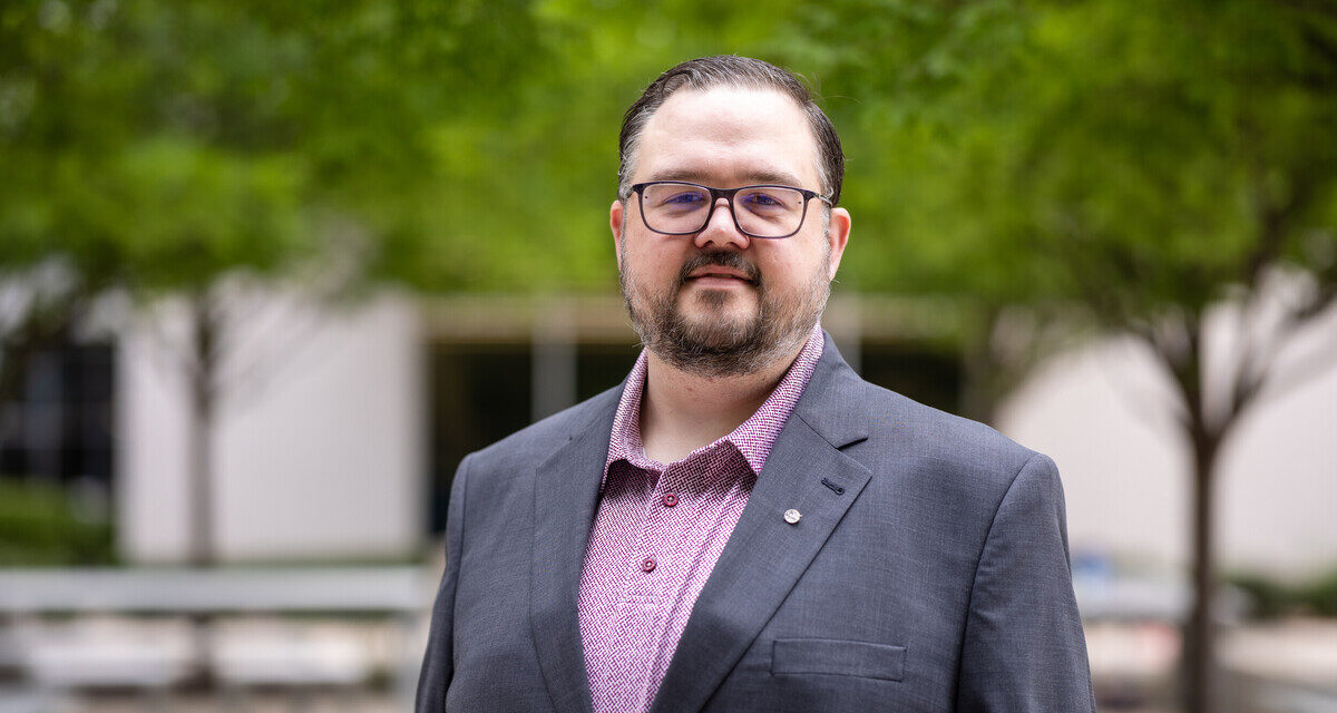 ACC Student Gordon Ray Turns a Family Connection Into a Journey Through Space History